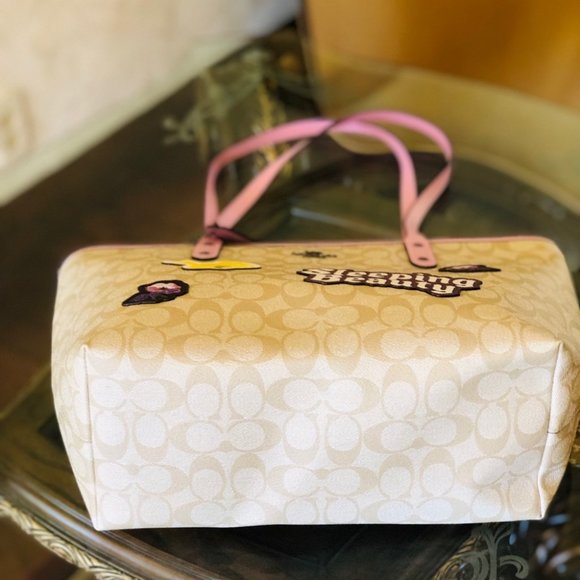 NWT coach sleeping beauty top zip tote - Picture 3 of 7